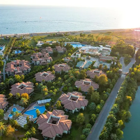 Club Felicia Village Resort 5*