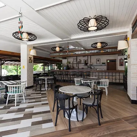 Üdülőközpont Club Felicia Village 5*
