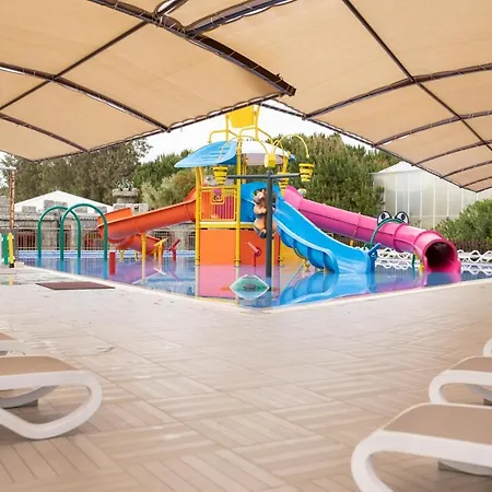 Club Felicia Village Üdülőközpont