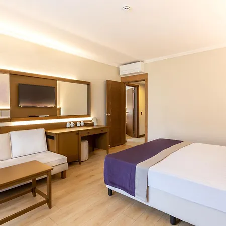 Club Felicia Village 5*